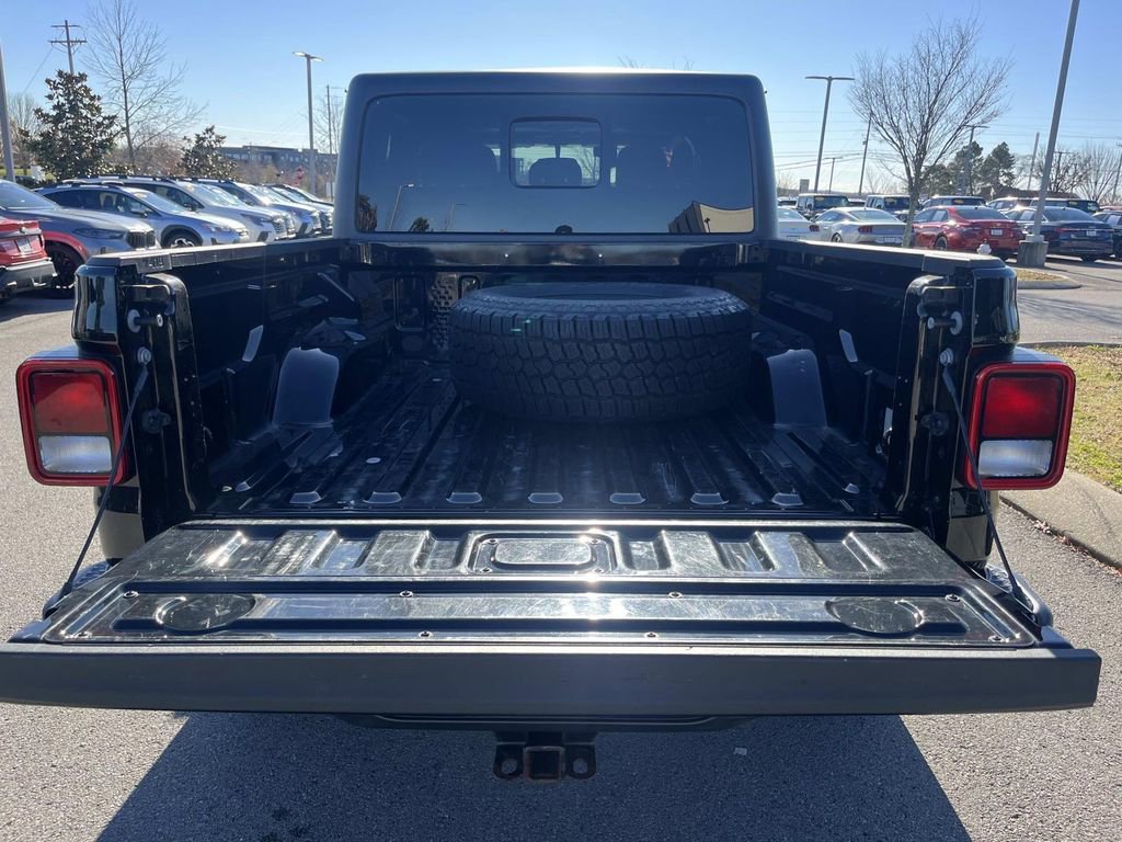 Used 2021 Jeep Gladiator Sport image 13