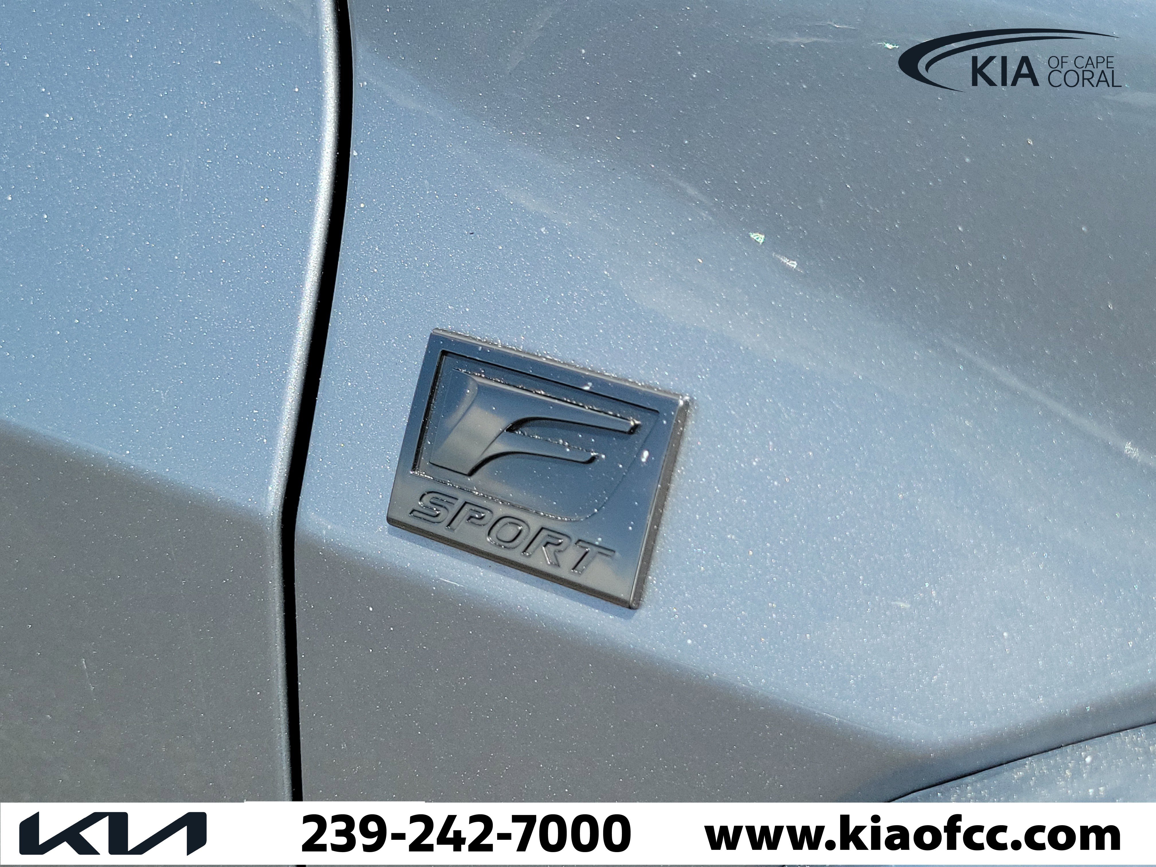 Used 2023 Lexus UX 250h F Sport image 9