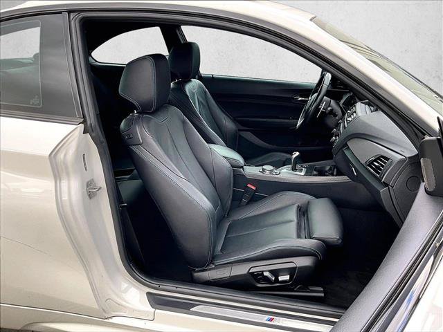 Used 2017 BMW M2 RWD image 9