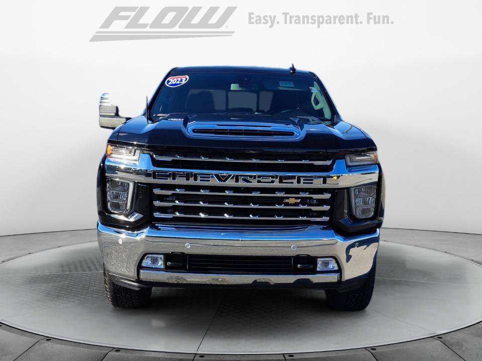 Used 2023 Chevrolet Silverado 2500 LTZ w/ LTZ Convenience Package AWD/4WD image 3