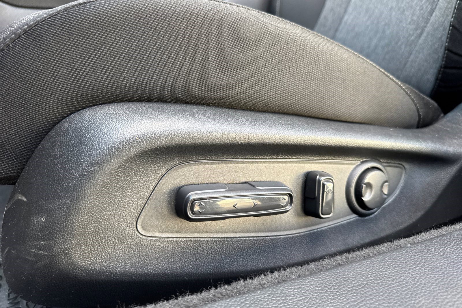 Used 2025 Honda Accord SE image 14