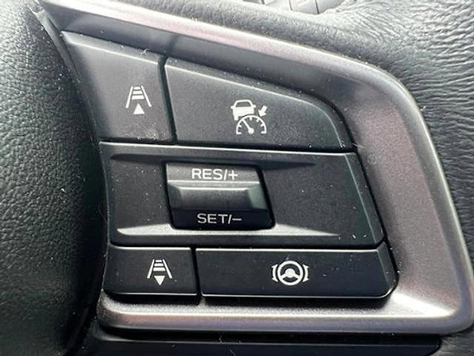 Certified 2025 Subaru Outback Premium w/ Popular Package #1A AWD/4WD image 22