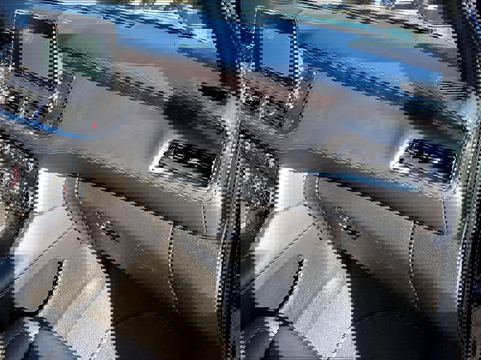 Used 2024 Chevrolet Tahoe LT image 13