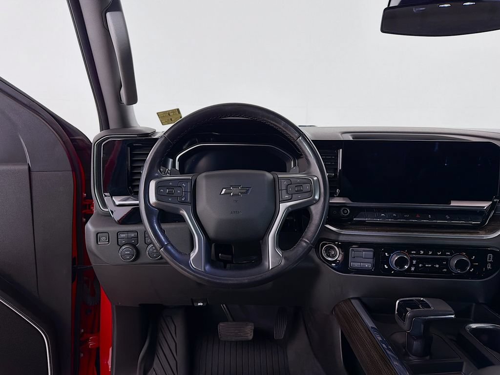 Used 2023 Chevrolet Silverado 1500 RST AWD/4WD image 20