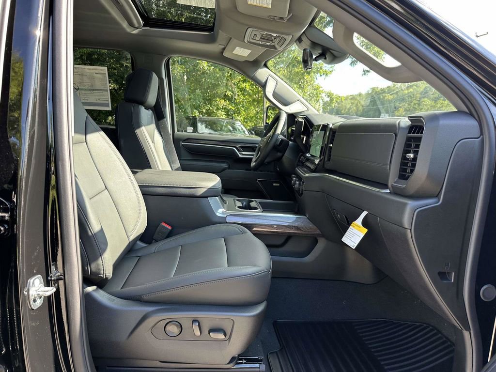 New 2026 Chevrolet Silverado 2500 LTZ w/ Z71 Chrome Sport Edition image 11