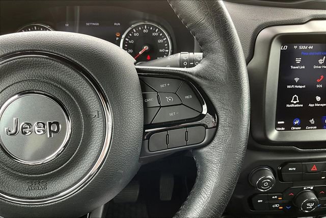 Used 2022 Jeep Renegade Altitude w/ Convenience Group AWD/4WD image 12