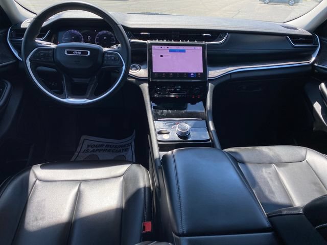 Used 2023 Jeep Grand Cherokee Limited AWD/4WD image 5