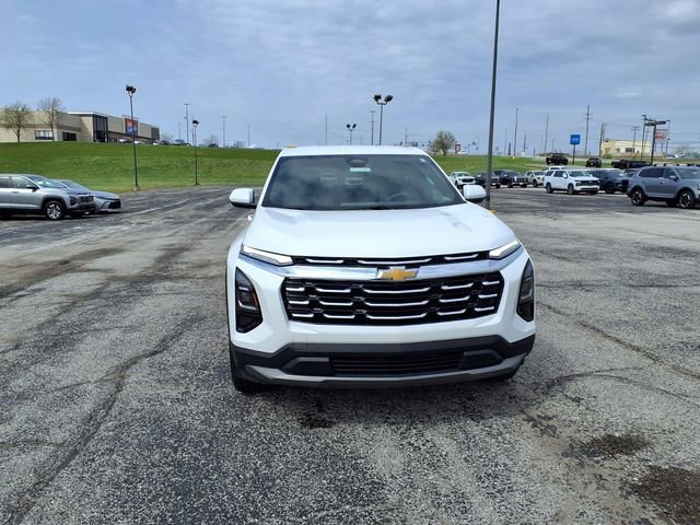 Used 2025 Chevrolet Equinox LT image 3