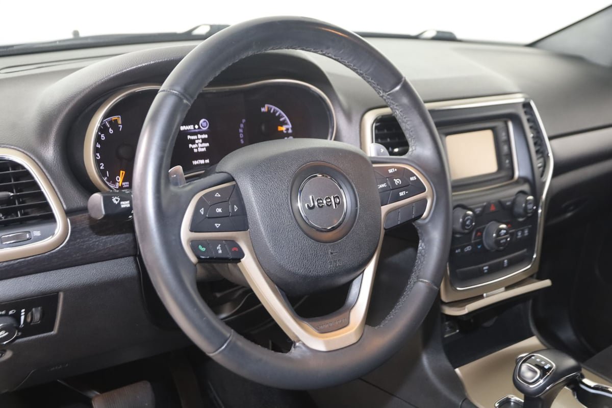 Used 2014 Jeep Grand Cherokee Laredo w/ Quick Order Package 23E AWD/4WD image 6