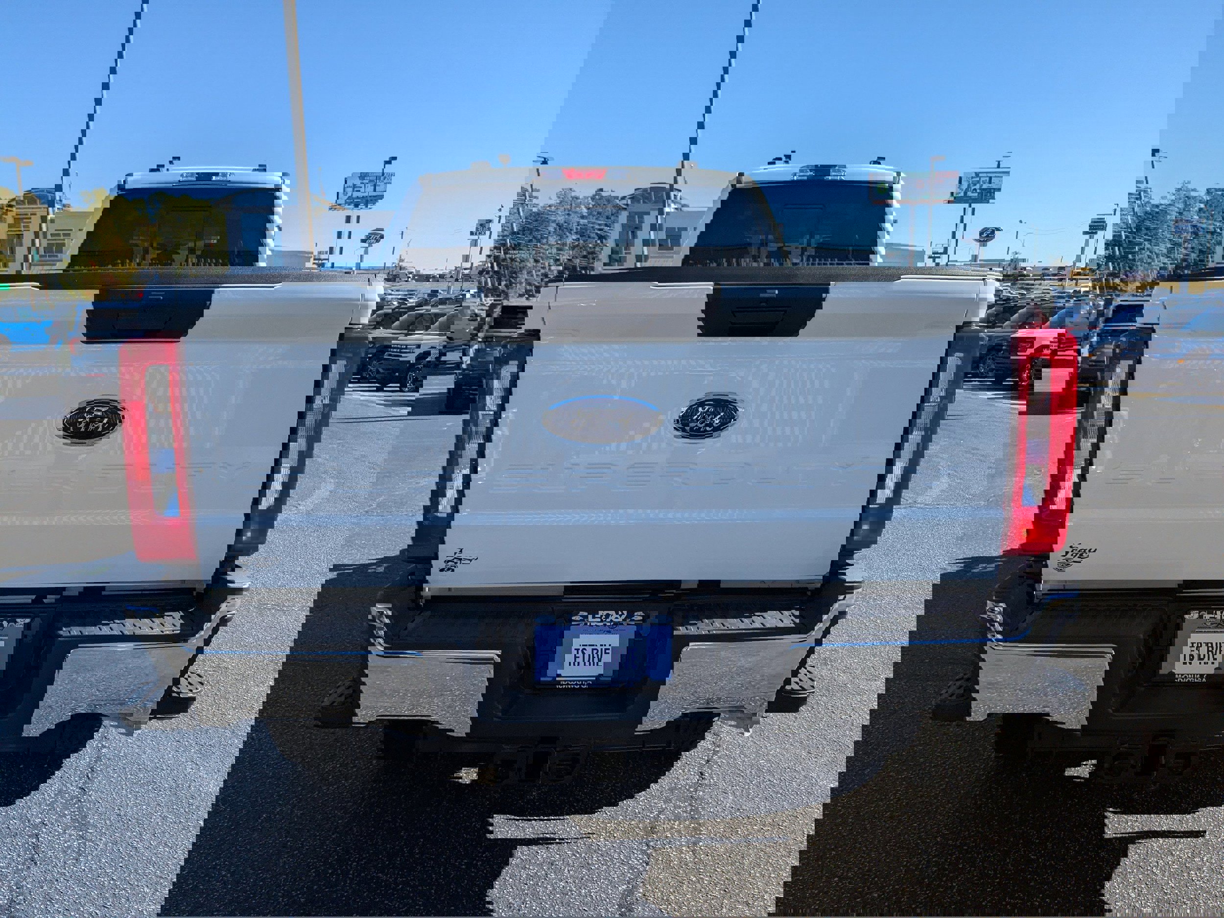 New 2024 Ford F250 XLT w/ F-250 >10K GVWR Package image 5