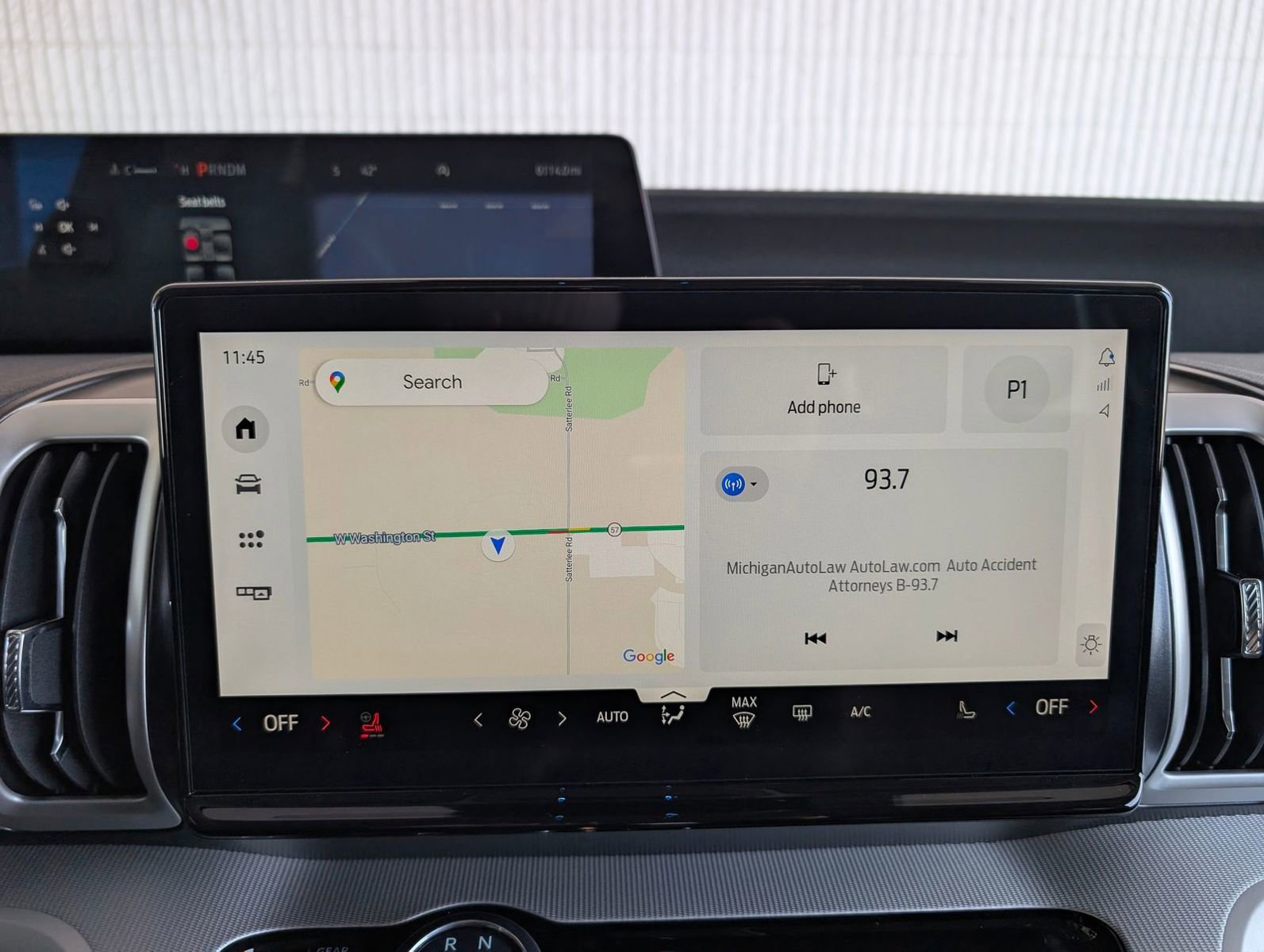 Used 2025 Ford Expedition Active image 17