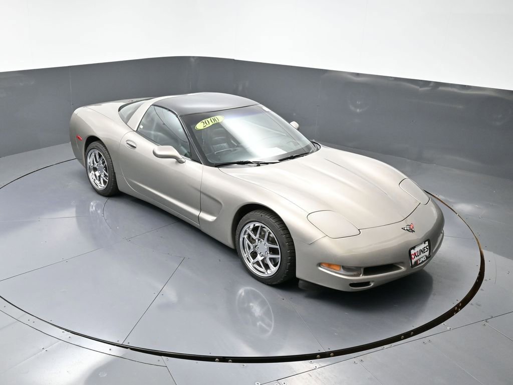 Used 2000 Chevrolet Corvette Coupe w/ Memory Pkg image 28