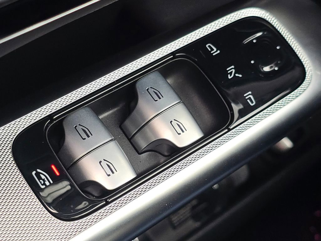 New 2025 Mercedes-Benz GLC 63 AMG S image 27