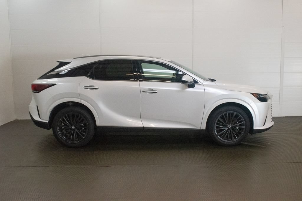 Used 2024 Lexus RX 350 Premium w/ Kick Sensor & Tow Package AWD/4WD image 3