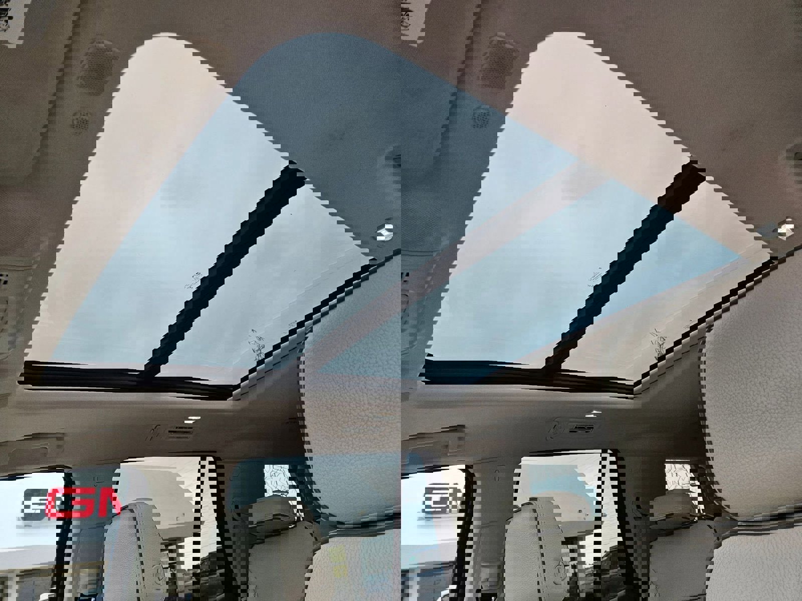 Used 2021 GMC Yukon Denali image 26