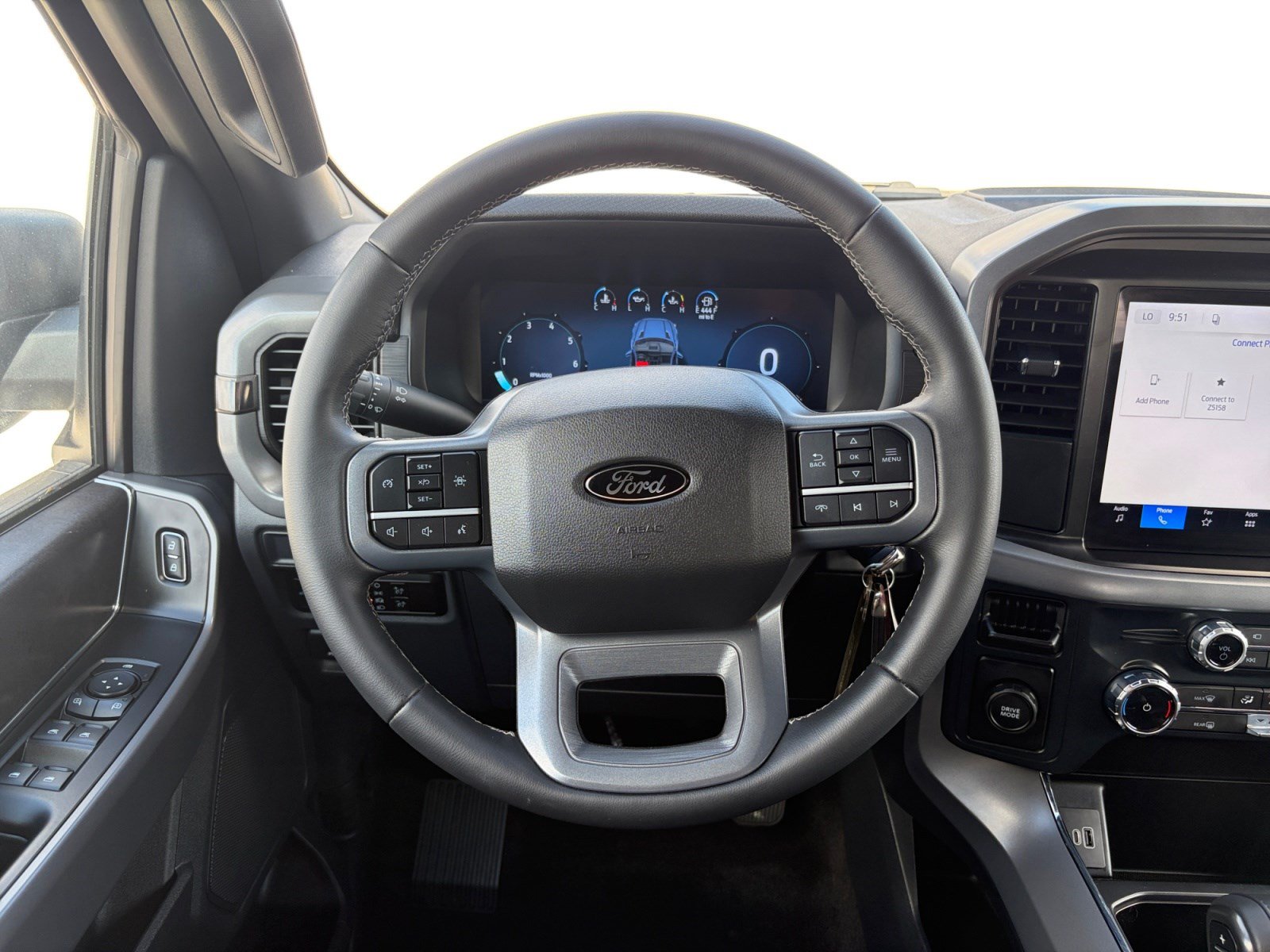 Used 2026 Ford F150 XLT w/ XLT Black Appearance Package RWD image 13