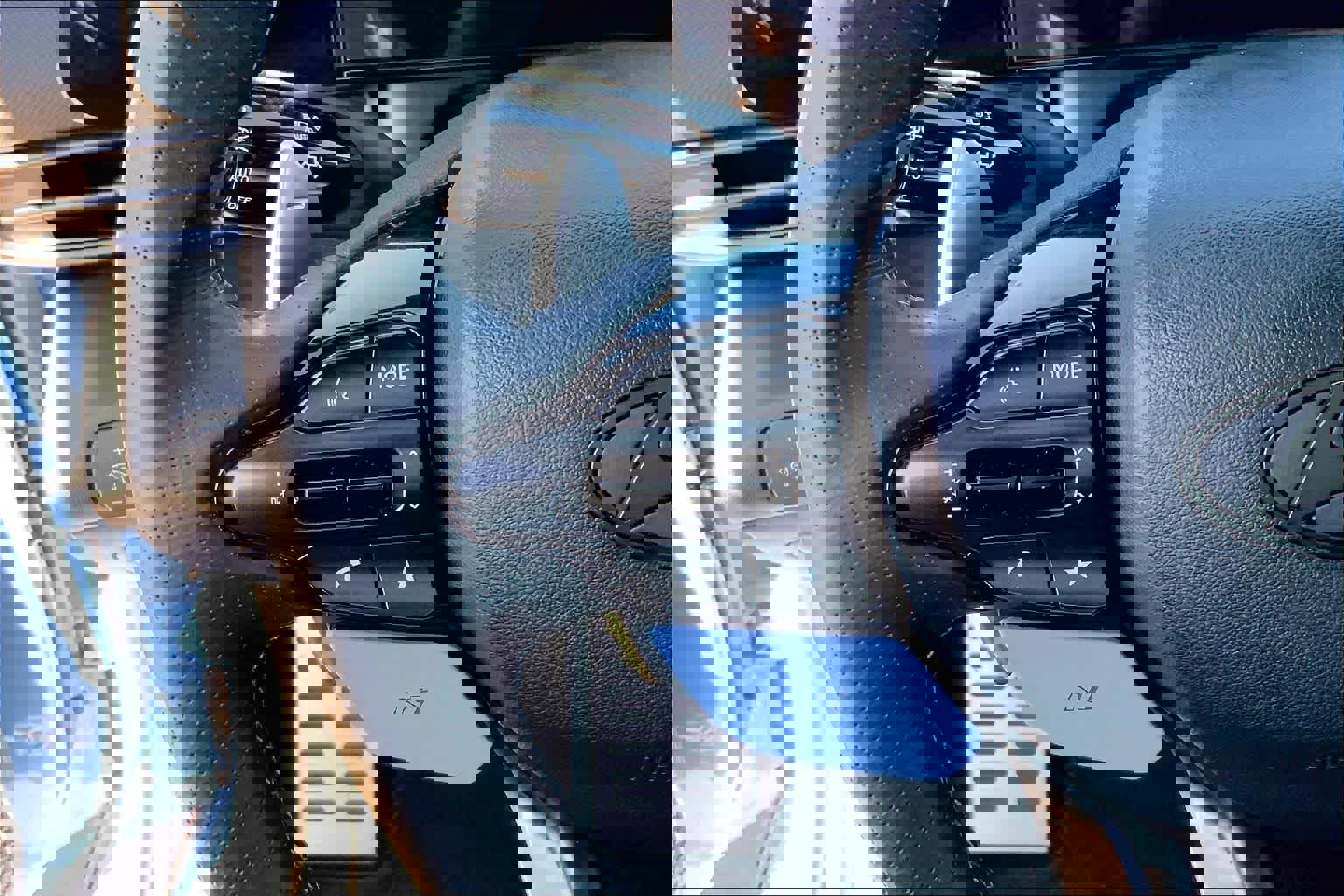 Used 2025 Hyundai Elantra N image 22