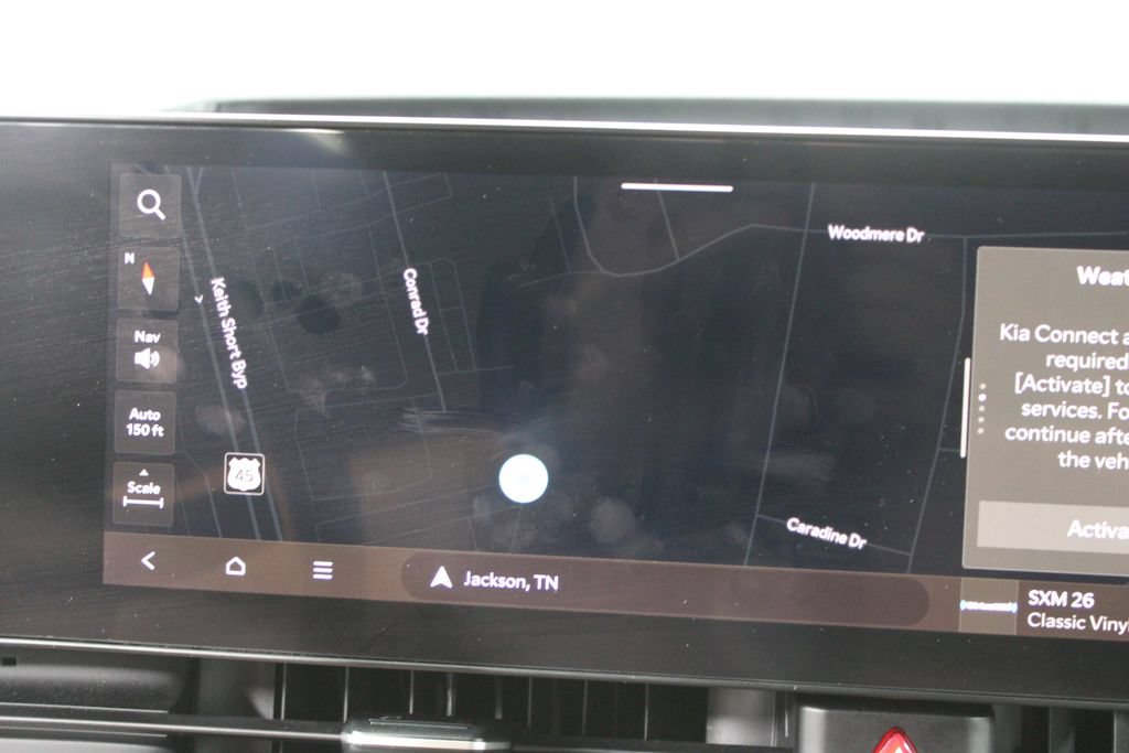 Used 2025 Kia Carnival FWD image 32