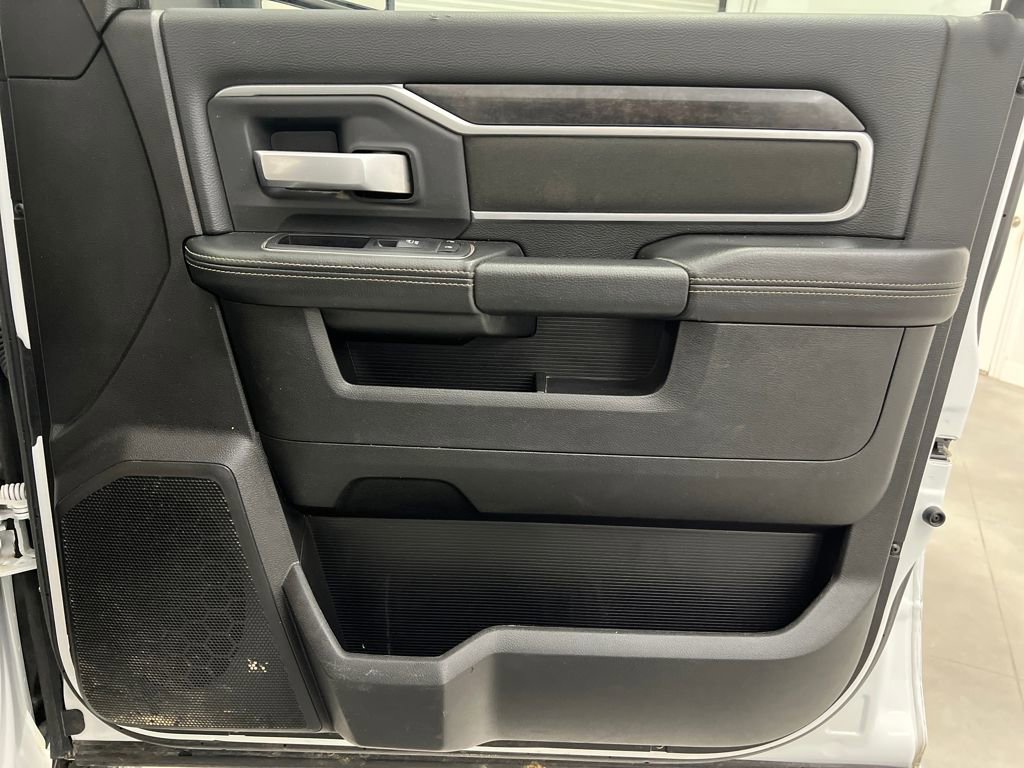 Used 2024 RAM 2500 Big Horn image 26