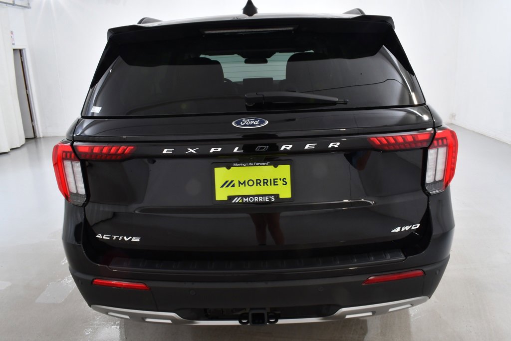 New 2025 Ford Explorer Active w/ Active Comfort Package image 13