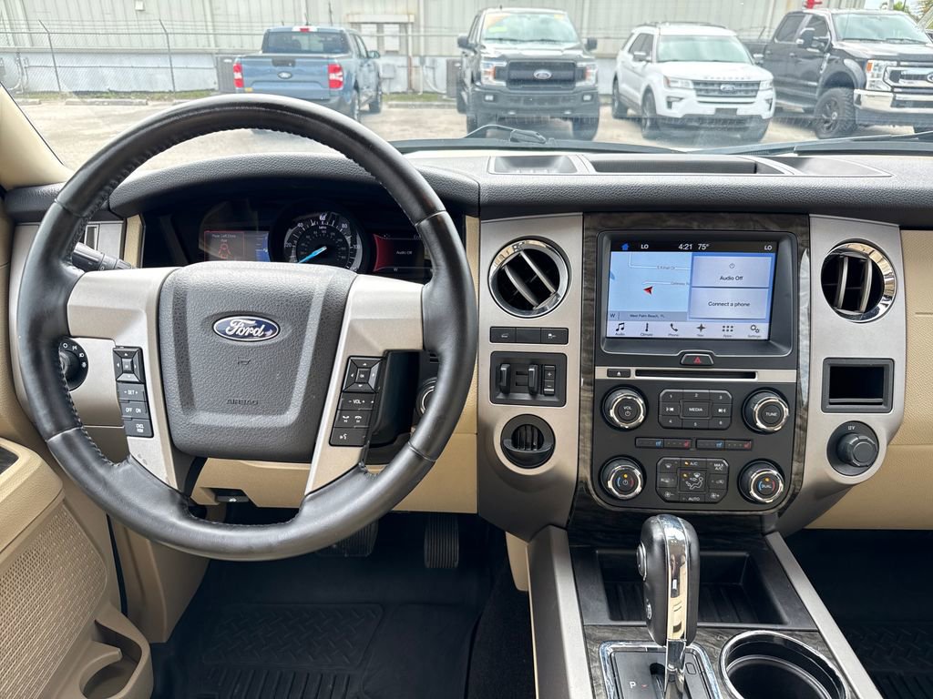 Used 2017 Ford Expedition Limited w/ Equipment Group 301A image 8