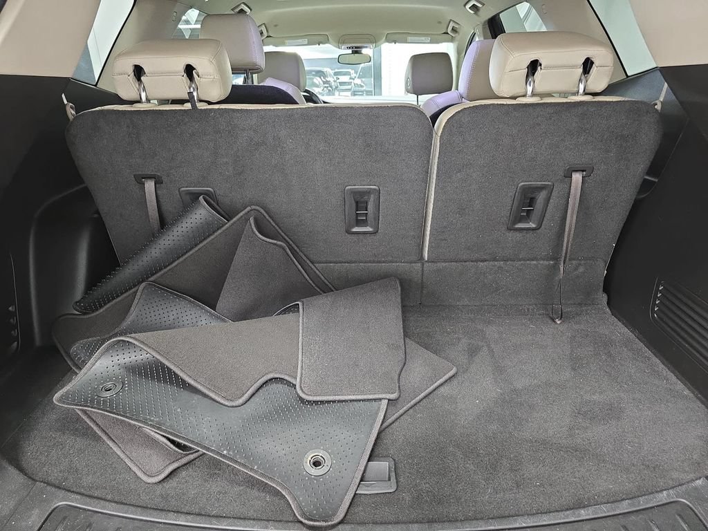 Used 2019 Buick Enclave Essence FWD image 28