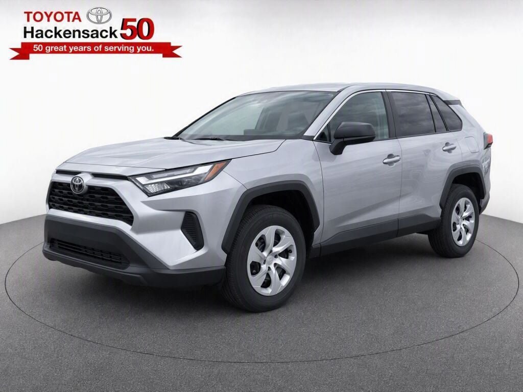 Used 2025 Toyota RAV4 LE FWD image 34