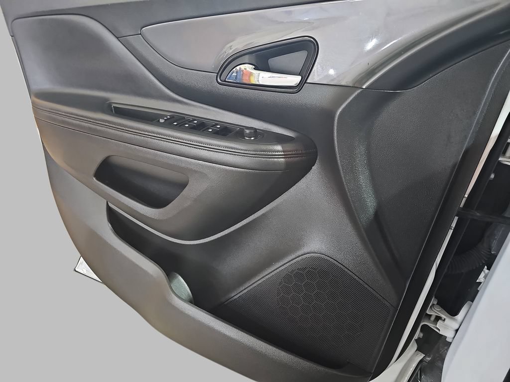 Used 2017 Buick Encore Preferred FWD image 31