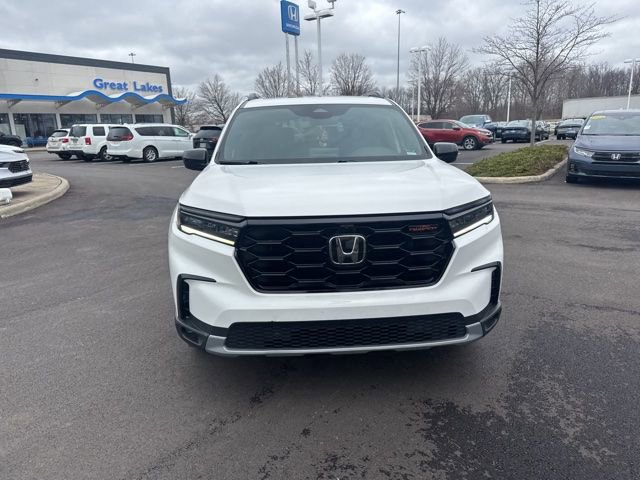 Used 2023 Honda Pilot TrailSport image 4