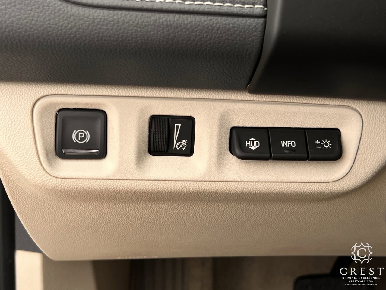 Used 2023 GMC Acadia Denali w/ Denali Ultimate Package image 21