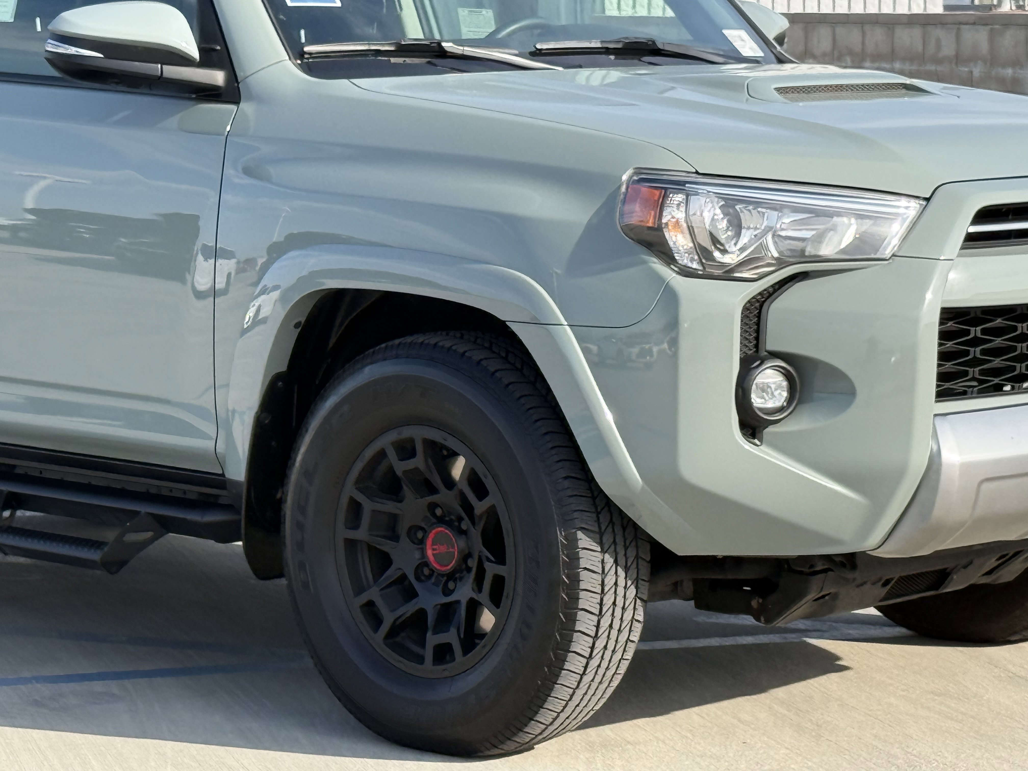 Used 2022 Toyota 4Runner TRD Off-Road Premium w/ TRD Black Wheel Package (TMS) image 4
