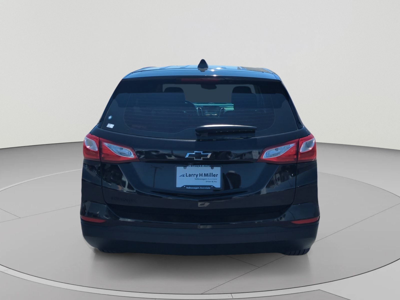 Used 2019 Chevrolet Equinox LS FWD image 4