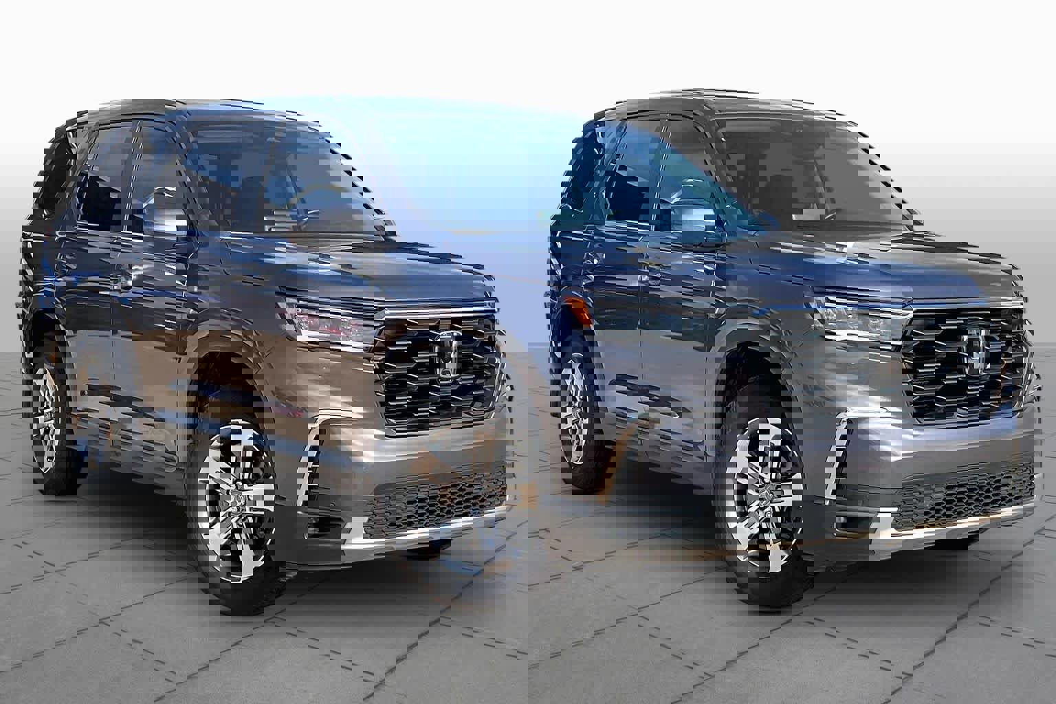 Used 2023 Honda Pilot EX-L image 4