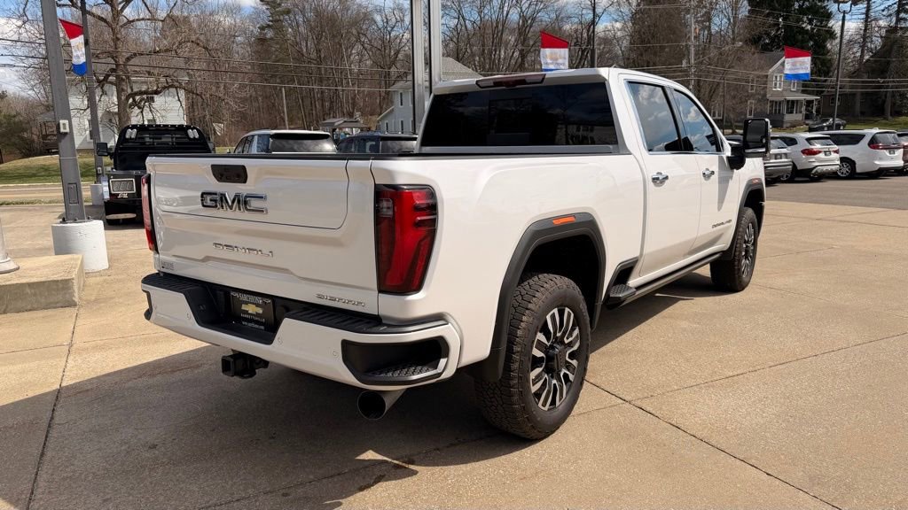 Used 2025 GMC Sierra 2500 Denali Ultimate image 8