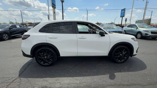 Used 2025 Honda HR-V Sport image 9