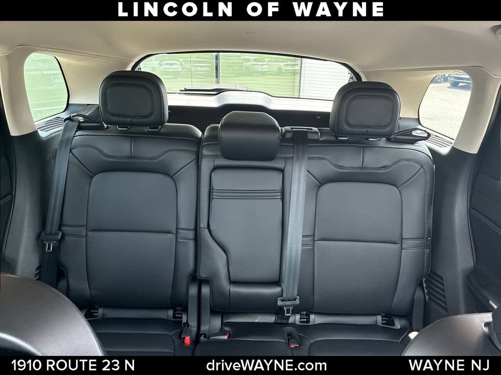 Certified 2024 Lincoln Corsair AWD w/ Equipment Group 101A image 15