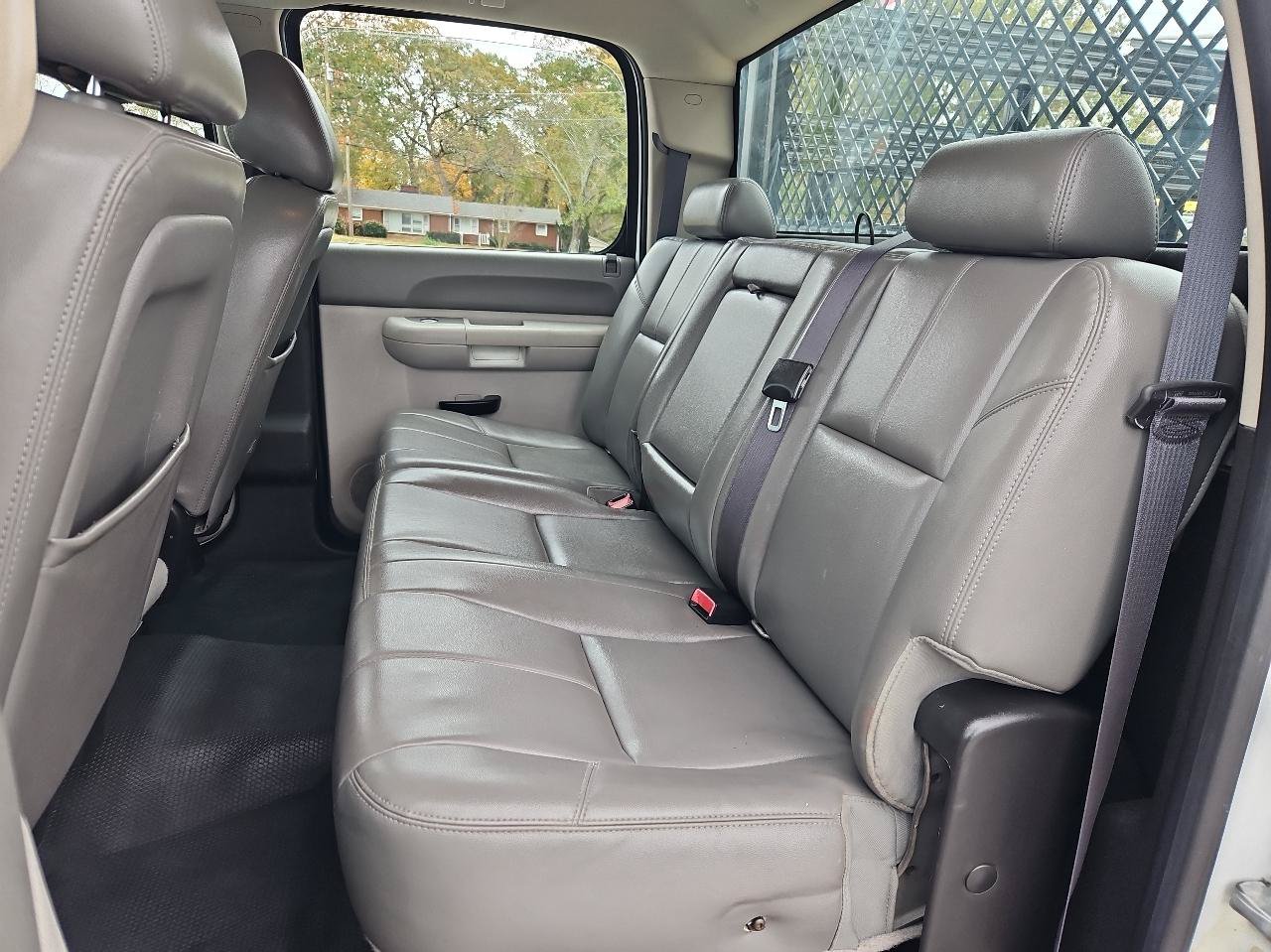 Used 2014 Chevrolet Silverado 3500 W/T w/ Skid Plate Package AWD/4WD image 18