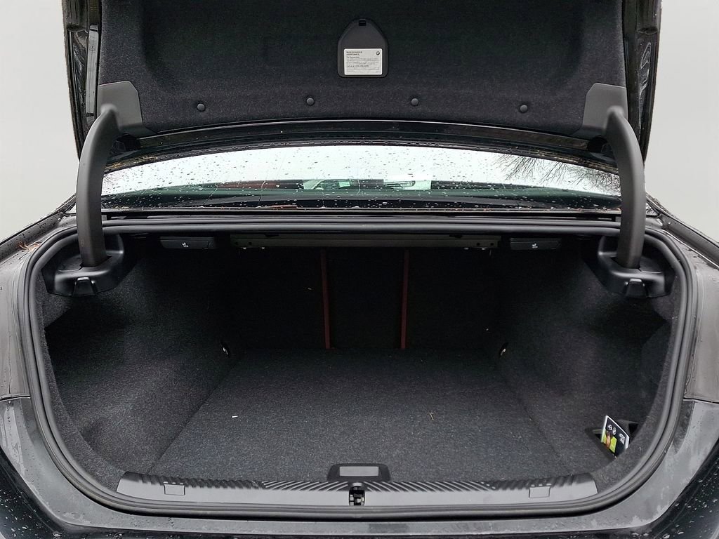 Certified 2025 BMW i5 M60 w/ Executive Package image 27