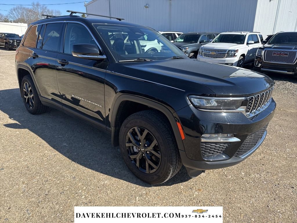 Used 2022 Jeep Grand Cherokee Limited w/ Trailer Tow Prep Group (B) image 8