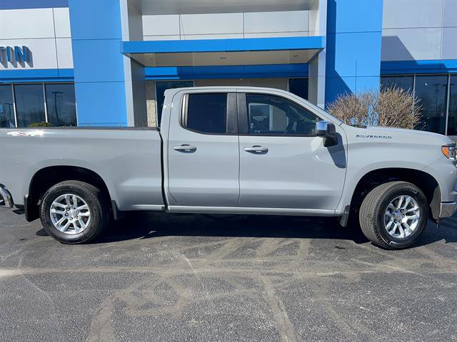 Used 2024 Chevrolet Silverado 1500 LT w/ Protection Package image 8
