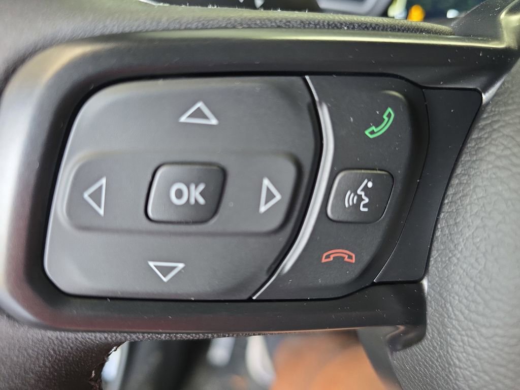 New 2026 Jeep Gladiator Sport AWD/4WD image 17