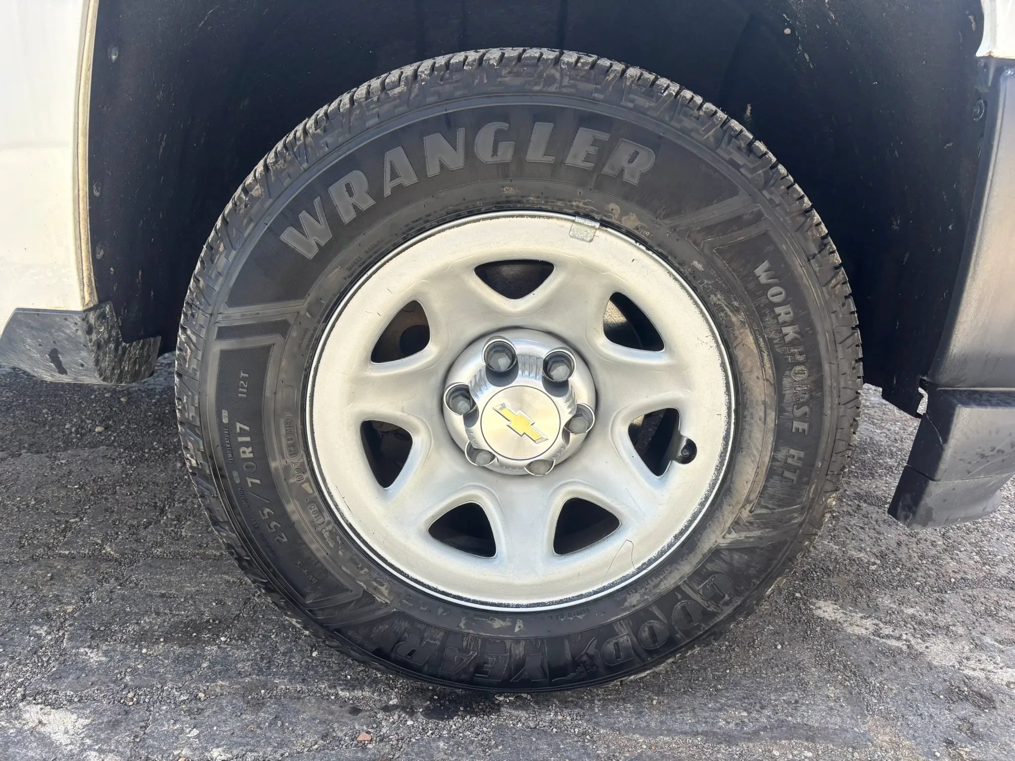 Used 2018 Chevrolet Silverado 1500 W/T w/ WT Convenience Package AWD/4WD image 10