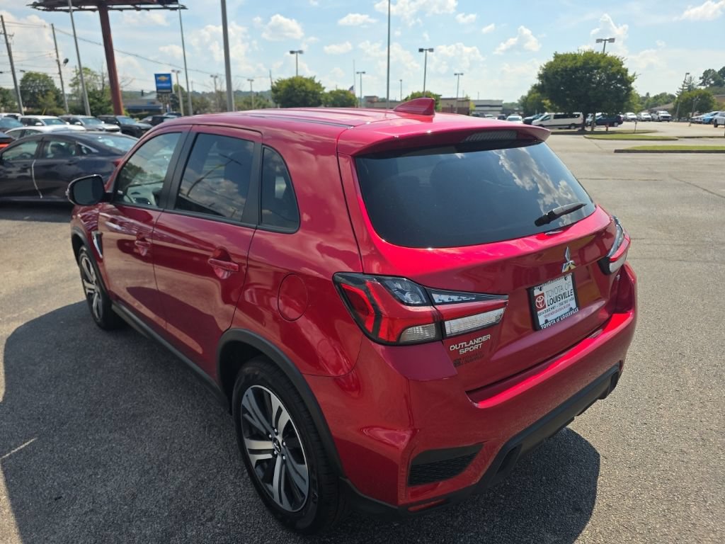 Used 2025 Mitsubishi Outlander Sport SE AWD/4WD image 6