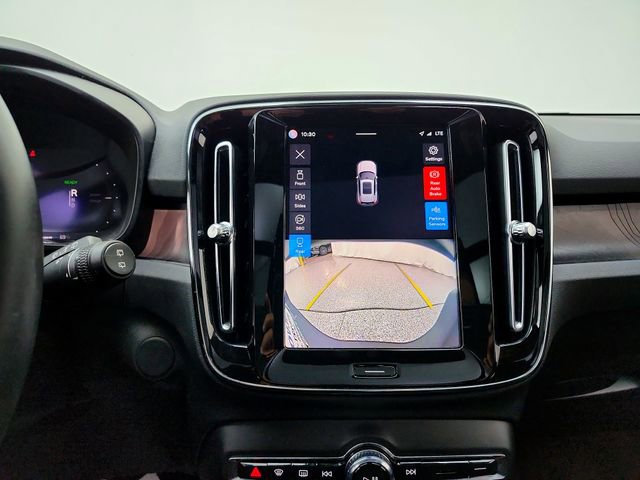 Certified 2023 Volvo XC40 Recharge Ultimate w/ Protection Package Premier AWD/4WD image 29