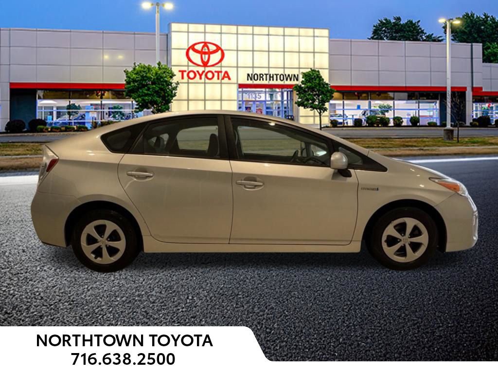 Used 2014 Toyota Prius Two image 15