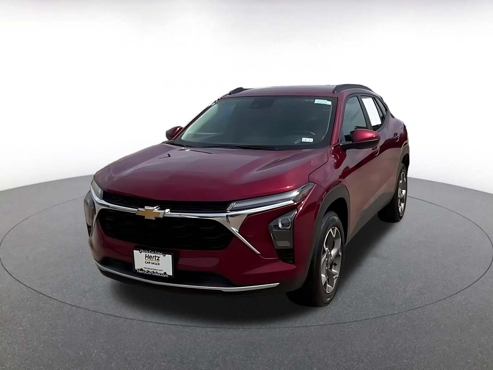 Used 2025 Chevrolet Trax LT w/ LT Convenience Package FWD image 4
