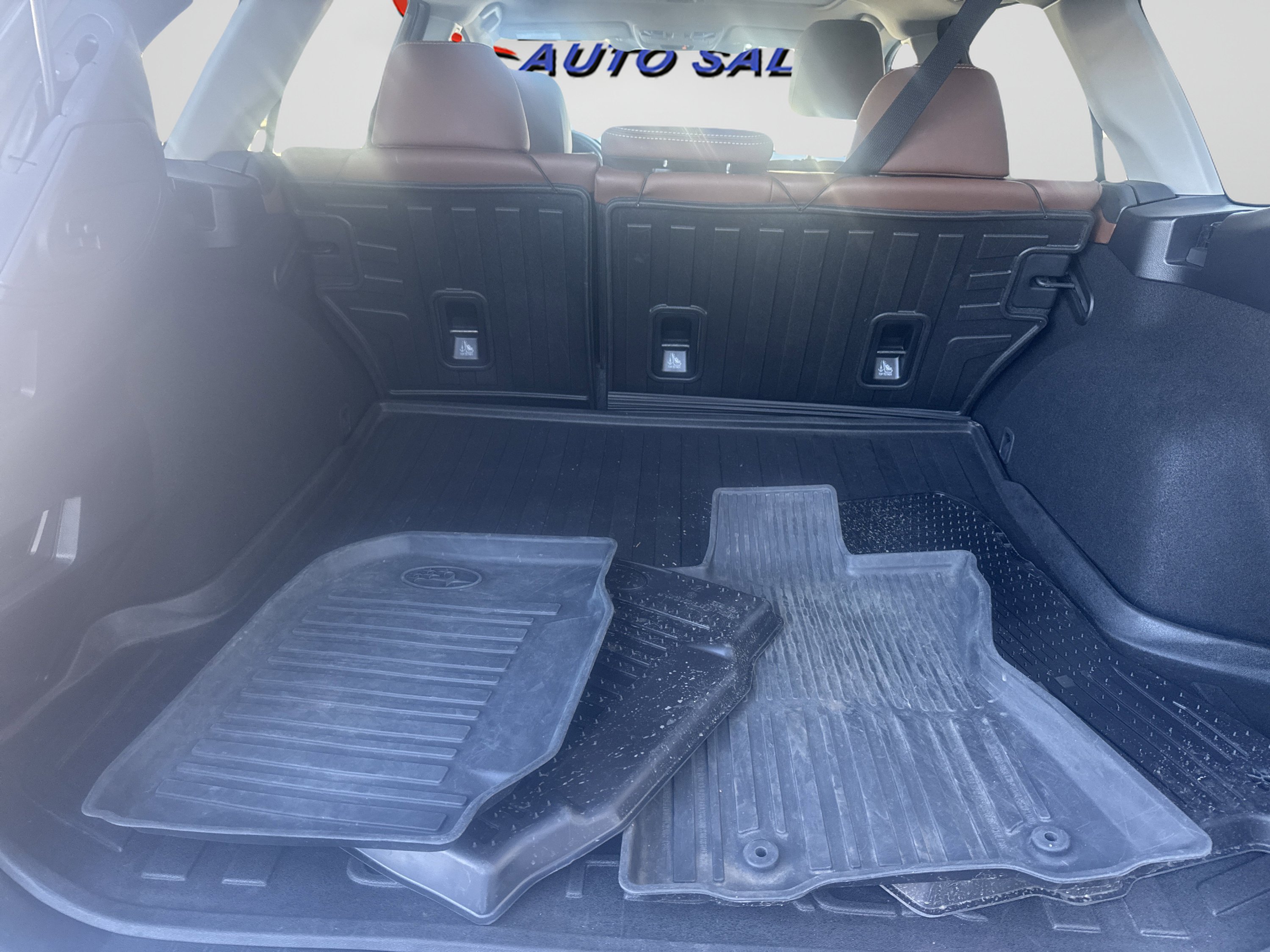 Used 2019 Subaru Outback 2.5i Touring AWD/4WD image 8