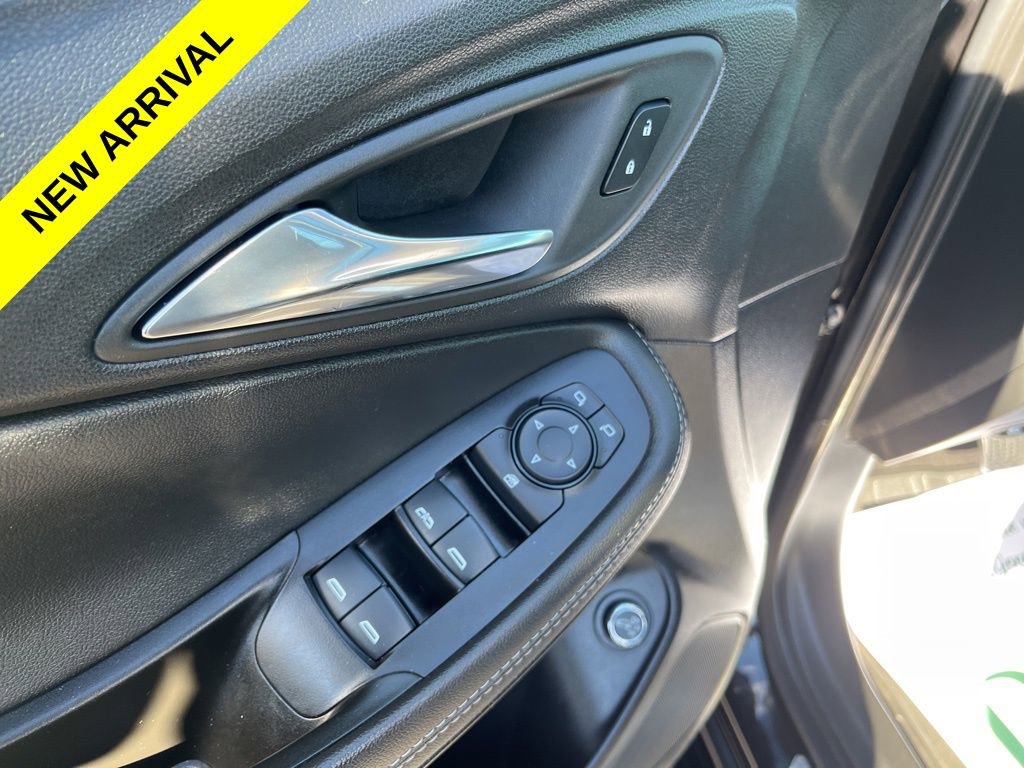 Used 2023 Buick Encore GX Select w/ Experience Buick Package FWD image 21