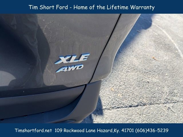 Used 2025 Toyota RAV4 XLE w/ Convenience Package image 6