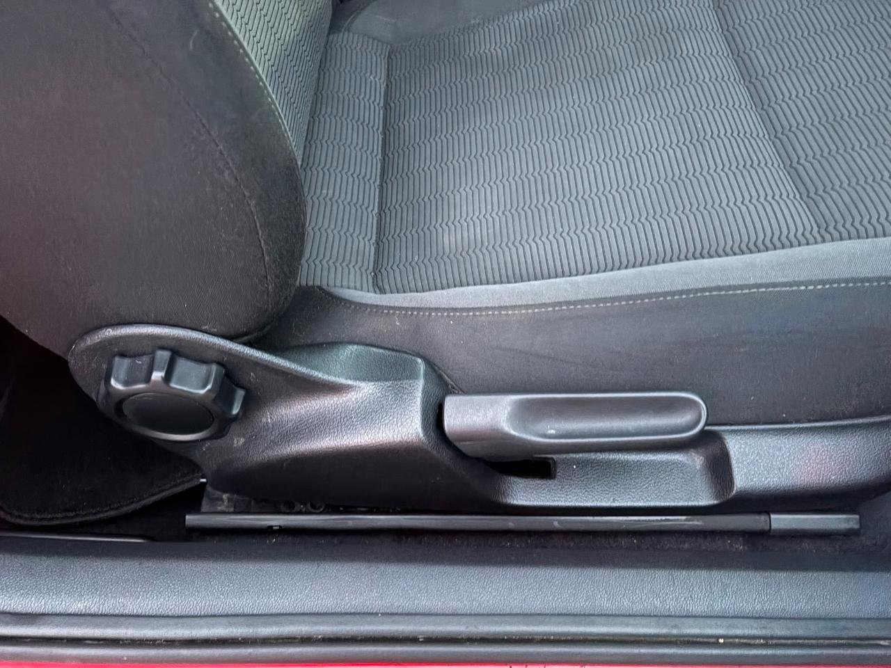 Used 2014 Volkswagen Beetle 1.8T image 24